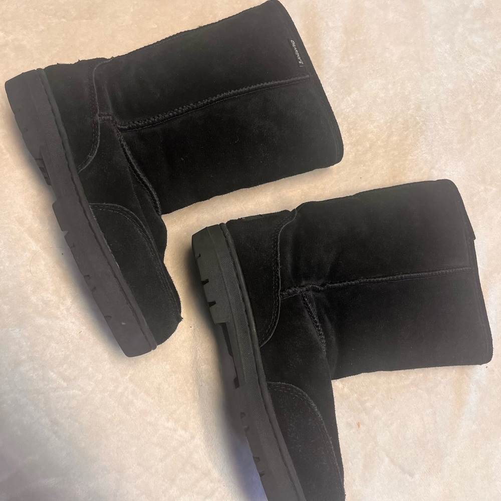 Women’s Bearpaw Winter boots